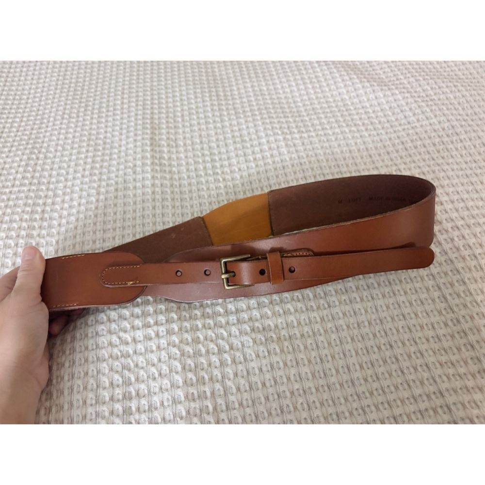 LOFT Wide Tan Leather Waist Belt with Buckle